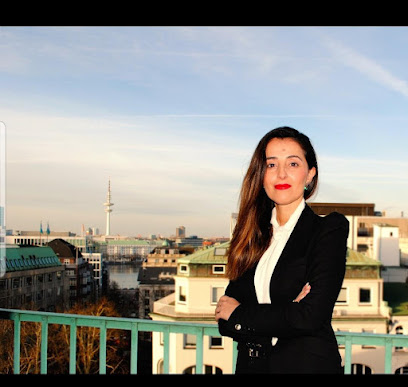 Rechtsanwältin Özsecilmis