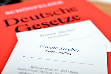 Yvonne Stecher Rechtsanwältin