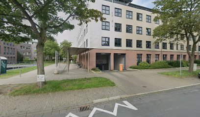 Dr. Büscher und Kollegen