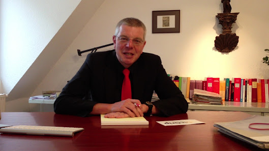 Strafverteidiger Würzburg | Klaus W. Spiegel