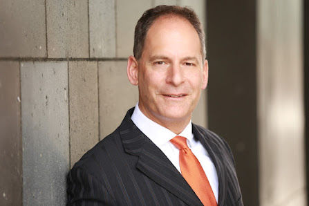 Rechtsanwaltskanzlei MPH Legal Services | Rechtsanwalt Dr. Martin P. Heinzelmann, LL.M. | Frankfurt am Main