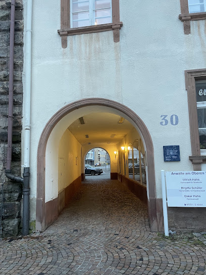 Anwälte am Oberen Tor