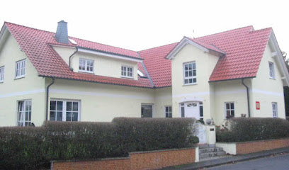 V. Engelhardt-Lüer