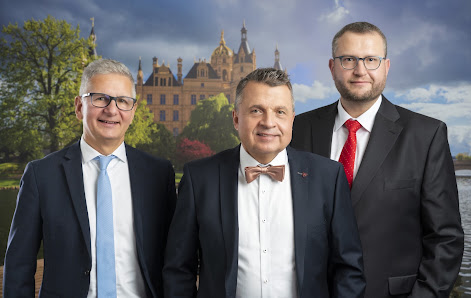 SCHÖWE KNYE TIEK Rechtsanwaltspartnerschaft