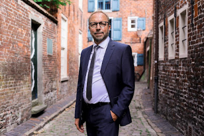 Kanzlei: Dr. Fenner, Bockhöfer Christoph, Henkys - Rechtsanwälte, Fachanwälte, Notare