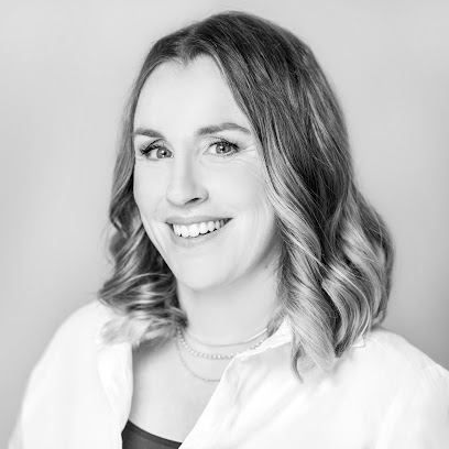 Julia Rajic, Fachanwältin für Arbeitsrecht, Fachanwältin für Sozialrecht