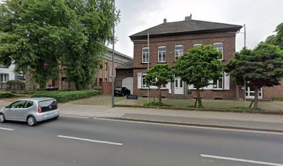 Dr. jur. Berthold Holz
