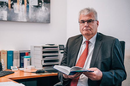 Rechtsanwalt & Notar Andreas Krau