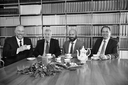 Rechtsanwälte, Fachanwälte und Notar - Kanzlei Unrath, Reitz und Kollegen
