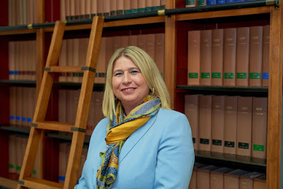 Astrid Lorenz, Wasilakis, Dr. Karlin