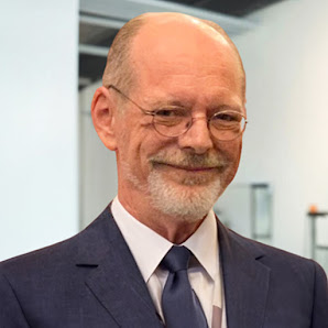 Rechtsanwalt Arndt Holzhauser