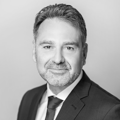 Andreas Schmitz, Fachanwalt für Arbeitsrecht, Fachanwalt für Baurecht und Architektenrecht