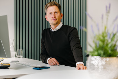 Rechtsanwalt Dominic Hauenstein | Fachanwalt für Arbeitsrecht| TOP Bewertungen