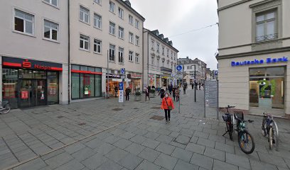 Rechtsanwältin und Notarin Eva-Maria Backmeister