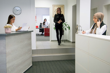 Anwältinnenbüro und Notarin
