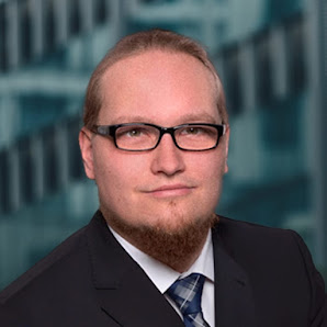 Rechtsanwalt für Arbeitsrecht Dennis Riethmüller