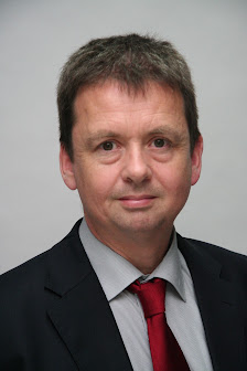 Zum Recht, HAUSER Rechtsanwälte PartGmbB KREFELD
