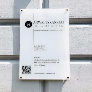 Anwaltskanzlei Julia Dzikonski