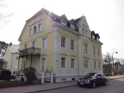 Kanzlei Dr. jur. Frederik M. Manke