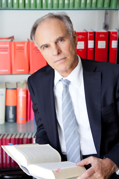 Anton Pfeffer | Rechtsanwalt |