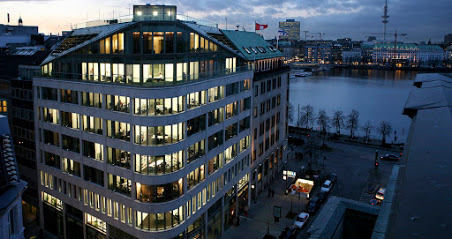 Hogan Lovells Cadwalader