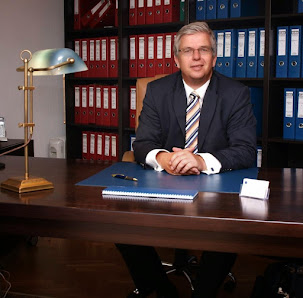 Dr. Peter NEUMANN, Rechtsanwalt,Dresden