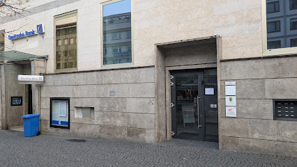 Notare Dr. Philipp Glagowski und Iwone Peikert