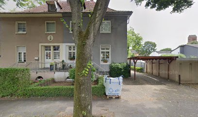 Julia Schlimmerei Rechtsanwältin