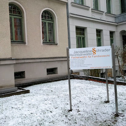 Jacqueline Schrader - Fachanwältin für Familienrecht