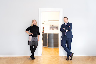 Rechtsanwältin & Notarin Anne Hansen