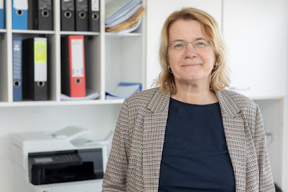 Rechtsanwältin Petra Andrews
